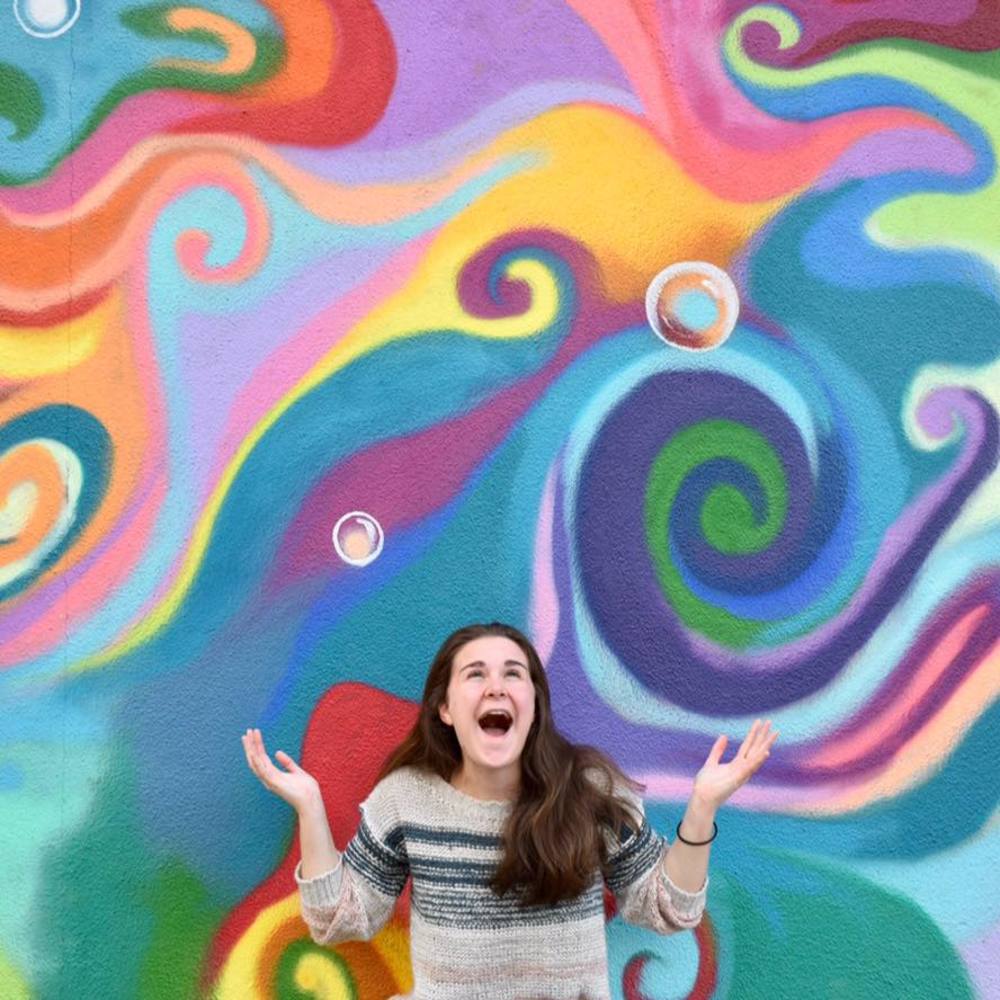 Meet your Posher, Aileen